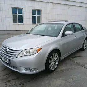 Toyota Avalon 2011