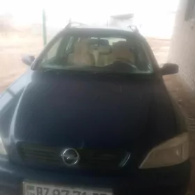 Opel Astra 2004