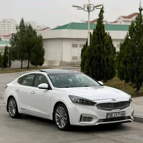 Kia Cadenza 2017