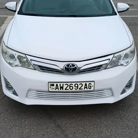 Toyota Camry 2014