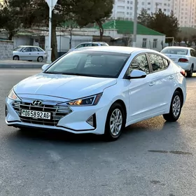 Hyundai Elantra 2020