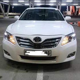 Toyota Camry 2010