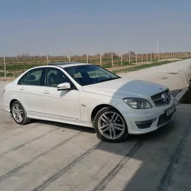 Mercedes-Benz C350 2010