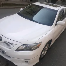 Toyota Camry 2011