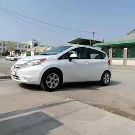 Nissan Versa 2013