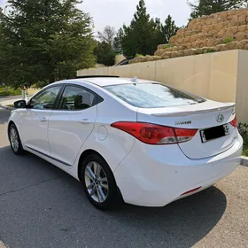 Hyundai Elantra 2012