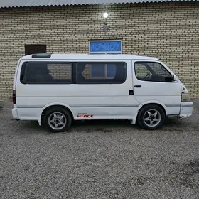 Toyota Hiace 2001