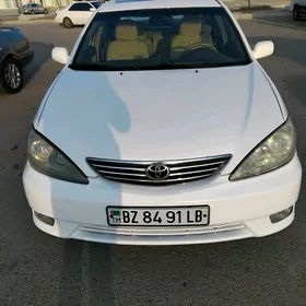 Toyota Camry 2004