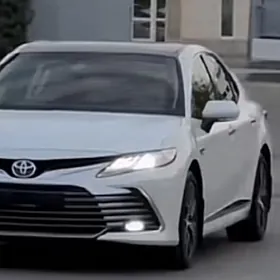 Toyota Camry 2020