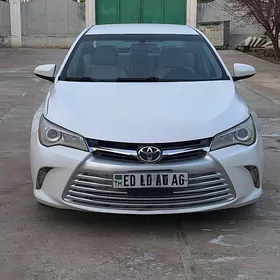 Toyota Camry 2016