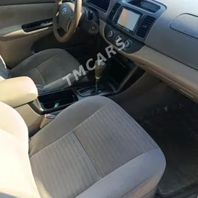 Toyota Camry 2005