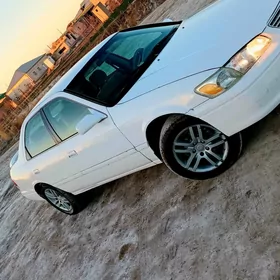 Toyota Camry 2000