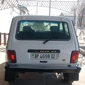 Lada Niva 2003