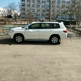 Toyota Highlander 2010