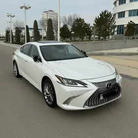 Lexus ES 350 2019