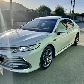 Toyota Camry 2022