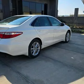 Toyota Camry 2016