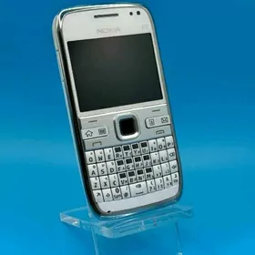 Nokia E72