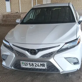 Toyota Camry 2020