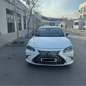 Lexus ES 350 2021