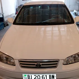 Toyota Camry 1998