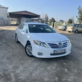 Toyota Camry 2011