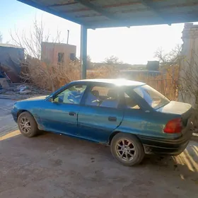 Opel Astra 1992