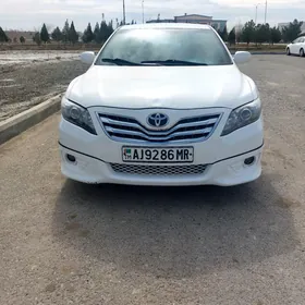 Toyota Camry 2011