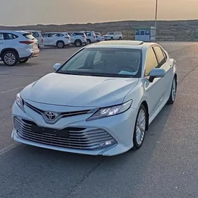 Toyota Camry 2020