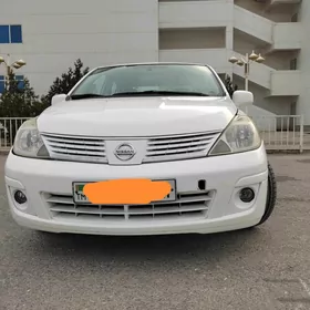 Nissan Versa 2007