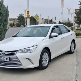 Toyota Camry 2017