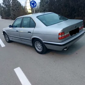 BMW 525 1990