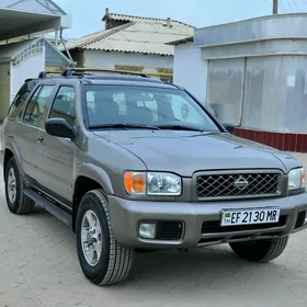 Nissan Pathfinder 2001