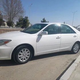 Toyota Camry 2004