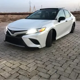 Toyota Camry 2020