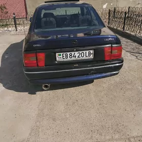 Opel Vectra 1992