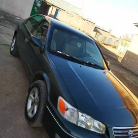 Toyota Camry 1999