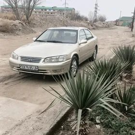 Toyota Camry 2001