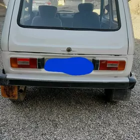 Lada Niva 1987