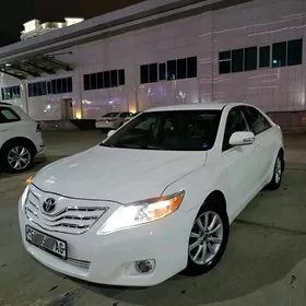 Toyota Camry 2011