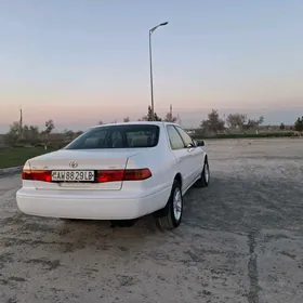 Toyota Camry 2000