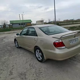 Toyota Camry 2003