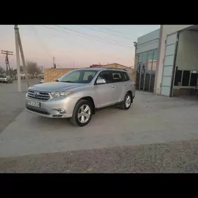 Toyota Highlander 2011