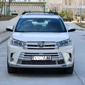 Toyota Highlander 2017