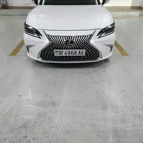 Lexus ES 350 2019