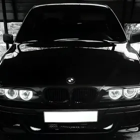 BMW E39 1999