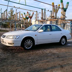 Toyota Camry 2001