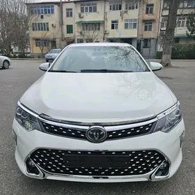 Toyota Camry 2017