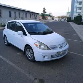 Nissan Versa 2010