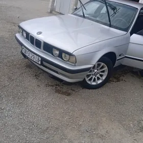 BMW 525 1992